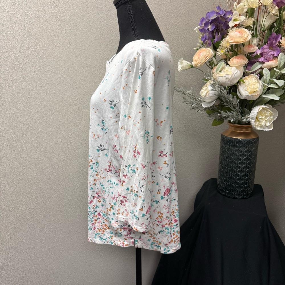 🌸 Croft & Barrow XL White Floral Long Sleeve Top | Soft Cotton Tee - Picture 2 of 6
